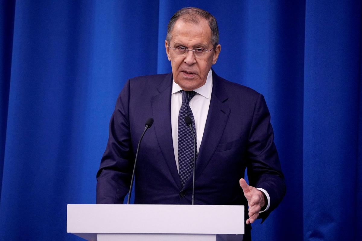 Russia’s Lavrov: Either Ukraine Fulfills Moscow’s Proposals or Our Army Will Decide