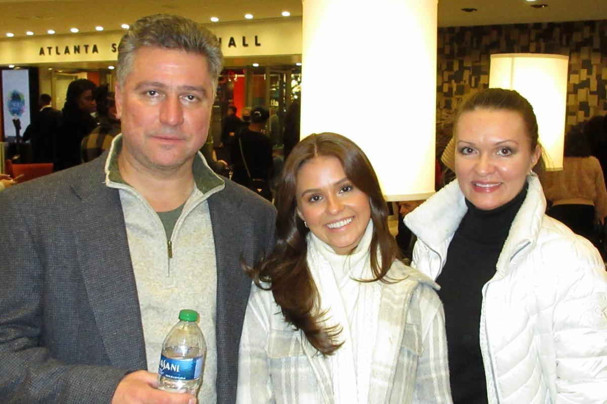 Business Owners Find Inspiration in Shen Yun