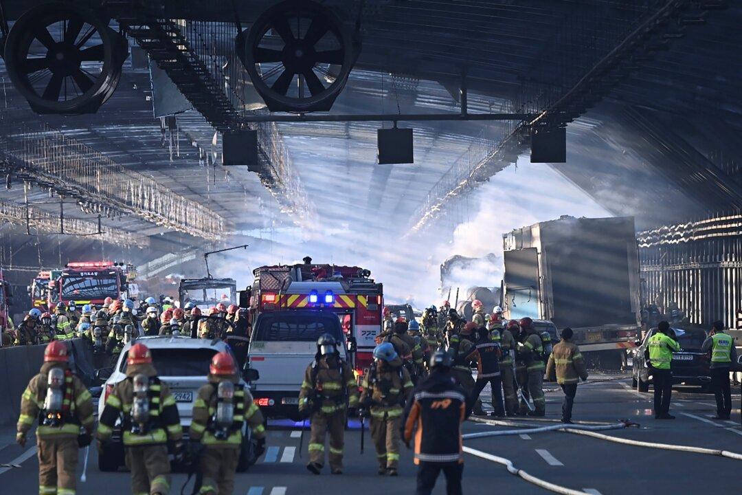 Fire After Highway Crash in South Korea Kills 5, Injures 37