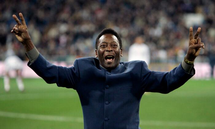 Pelé, Brazil’s Mighty King of ‘Beautiful Game,’ Has Died