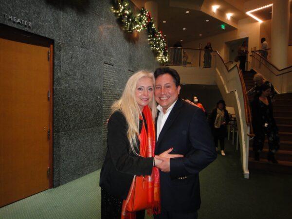 Physicians Patricia Romaniuk and Aaron Tuckler at Shen Yun's evening performance at Adrienne Arsht Center in Miami, on Dec. 29, 2022. (Teng Dongyu/ The Epoch Times)