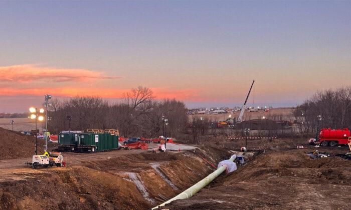 Keystone Pipeline Resumes Operations After 14,000 Barrel Leak