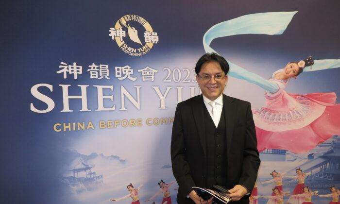 Shen Yun ‘Brought Tears to My Eyes,’ Says College Dean