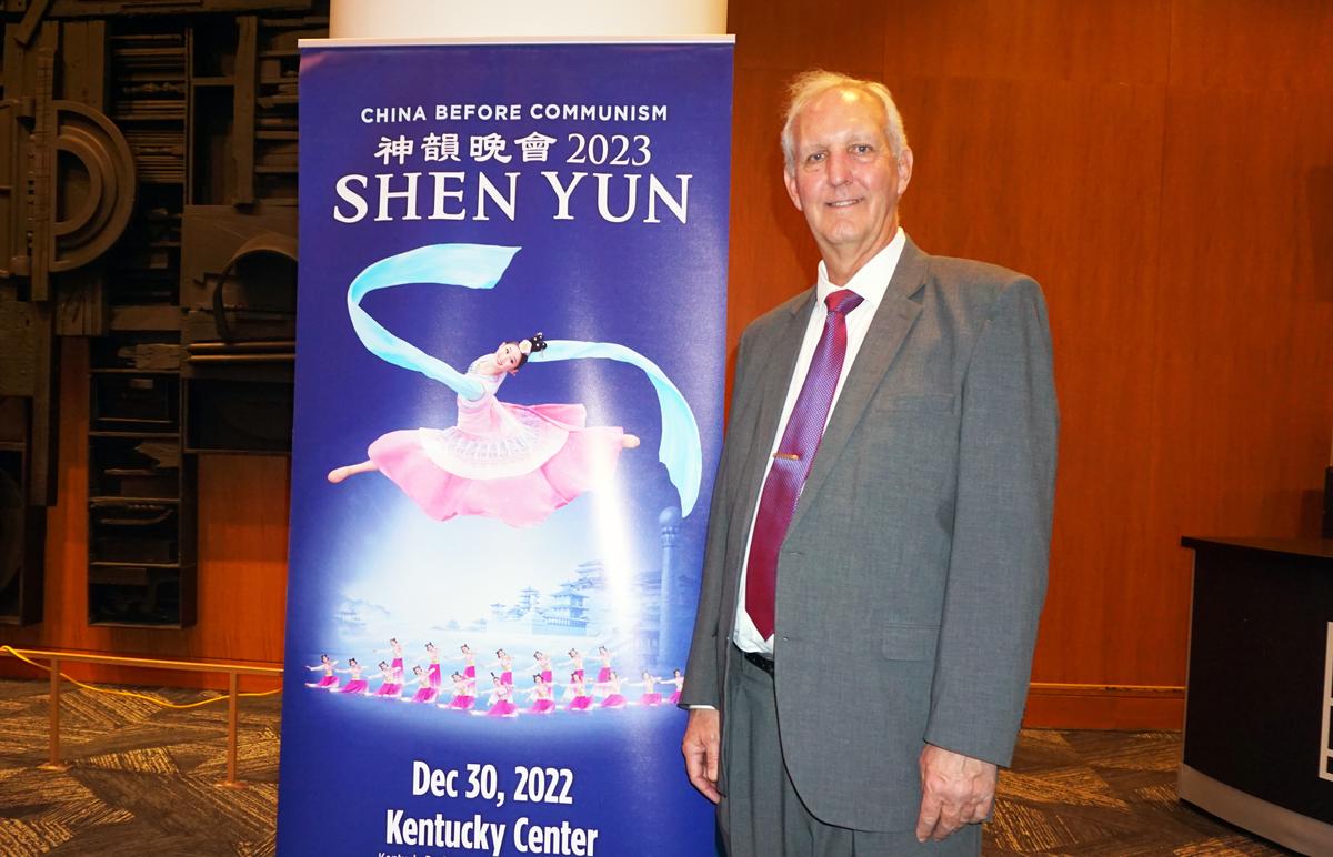 Scott McCoy enjoyed Shen Yun Performing Arts at the Kentucky Center on Dec. 30, 2022. (Nancy Ma/The Epoch Times)