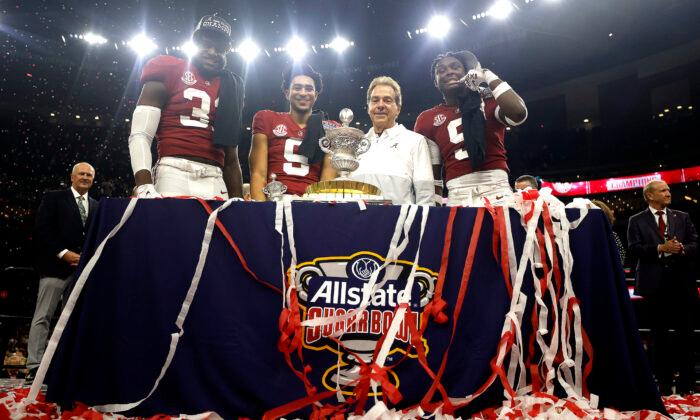Young Throws for 5 TDs, Alabama Tops K-State in Sugar Bowl