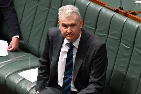 Minister for Employment Tony Burke during the Industrial Relations Bill vote in the House of Representatives at Parliament House in Canberra, Dec. 2, 2022. (AAP Image/Mick Tsikas)