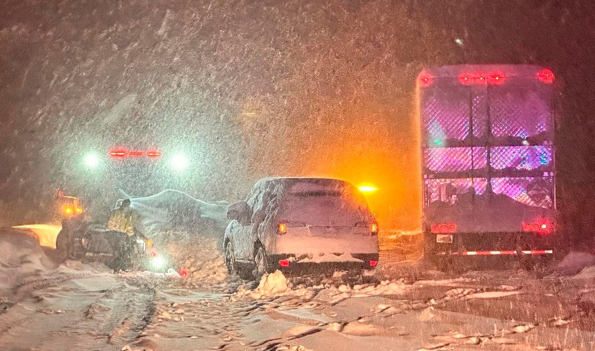 Powerful Winter Storm Hits Plains, Midwest After Causing Deaths, Power Outages in California