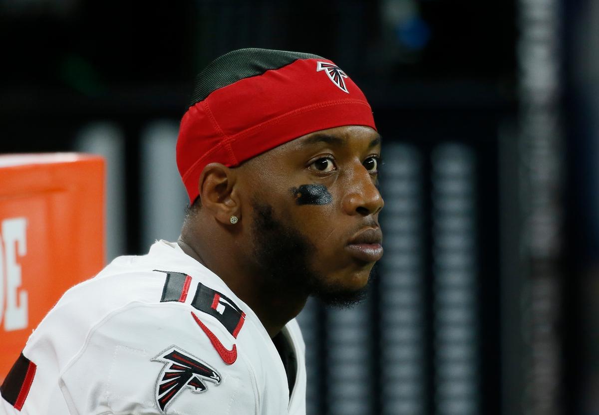 Falcons Wide Receiver Batson Arrested Following Altercation With Police