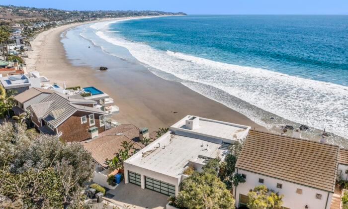 ‘Hidden’ Malibu Beach Opens to the Public After Homeowners Blocked Access