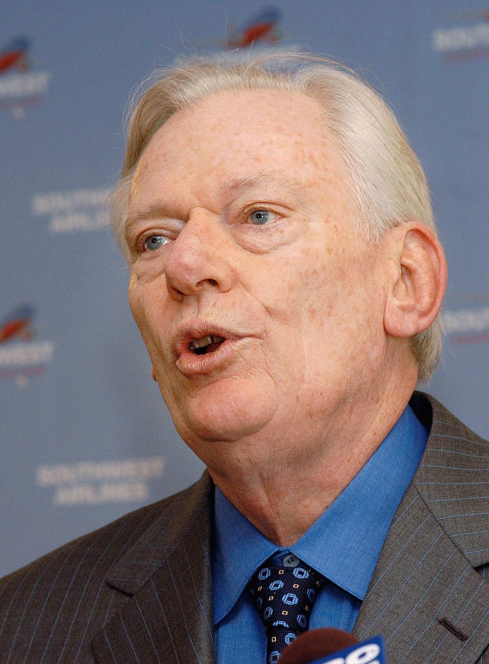 Southwest Airlines Chairman Herb Kelleher at Philadelphia International Airport May 10, 2004. (William Thomas Cain/Getty Images)