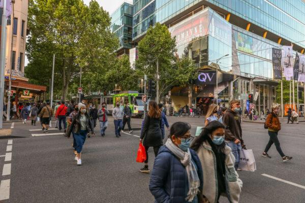 A general view of foot traffic on Swanston street in Melbourne, Australia, on Oct. 29, 2021. (Asanka Ratnayake/Getty Images)