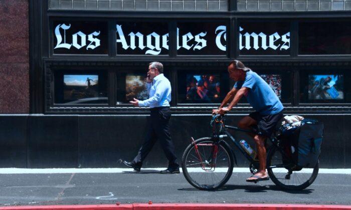Los Angeles Times Executive Editor Announces Departure