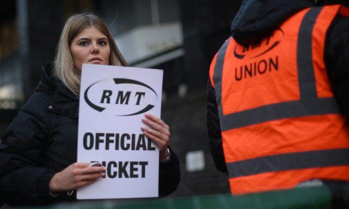 Trade Unions and UK Government Hold Talks in Bid to End NHS, Rail, and Teachers' Strikes
