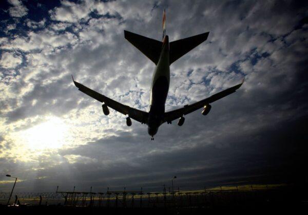 A plane comes into land at Heathrow Airport in London, England, on March 16, 2007. (Matt Cardy/Getty Images)