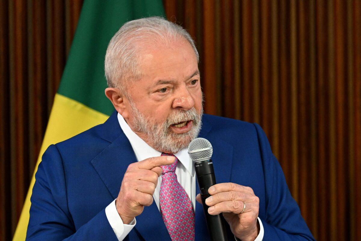 Brazil's President Luiz Inácio Lula da Silva speaks during his government's first cabinet meeting at the Planalto Palace in Brasília on Jan. 6, 2023. (Evaristo Sa/AFP via Getty Images)
