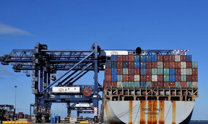 Australian Economy Loses $600 Million a Year Due to Container Port Inefficiencies