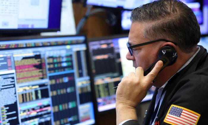 Stocks Rise, Bond Yields Rise With December’s Upcoming Price Data in Focus