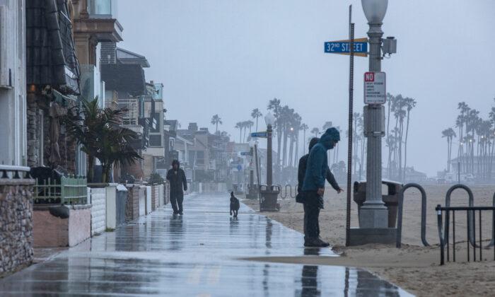 Rain Falling Again Over Southland, Expected To Last Through Monday