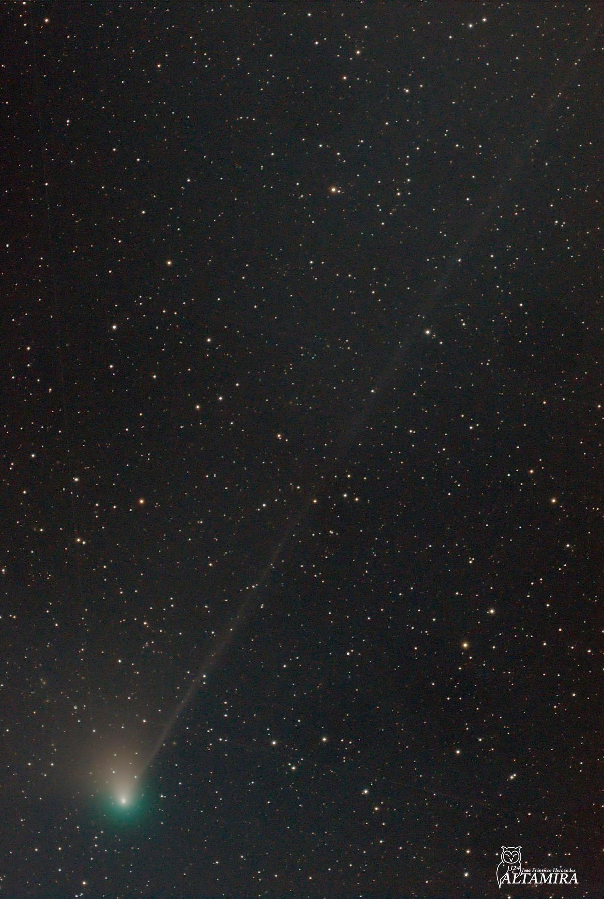 The comet grows brighter as it speeds toward the sun. (Courtesy of <a href="https://www.facebook.com/josefrancisco.hernandez.1048">Jose Francisco Hernandez</a>)
