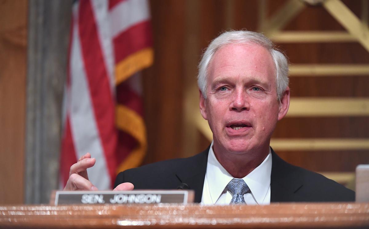 EXCLUSIVE: Senator Questions CDC on Why It Expected Hundreds of Safety Signals for COVID-19 Vaccines