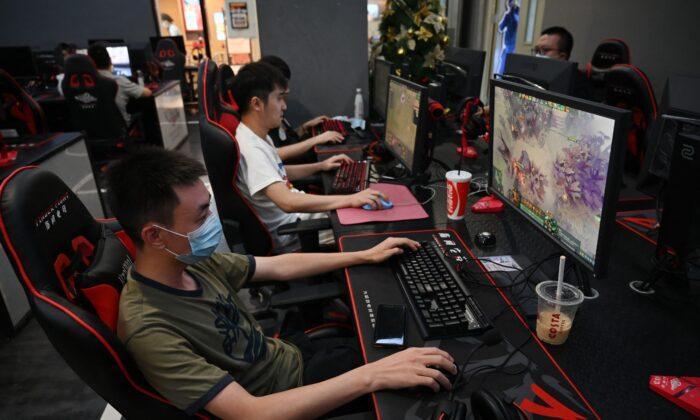 China 'Worst Abuser of Internet Freedom' for 9th Consecutive Year: Report