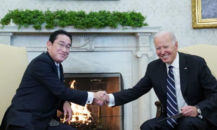 Biden to Hold Private Meeting With Japan’s Kishida Ahead of G-7 Summit in Hiroshima