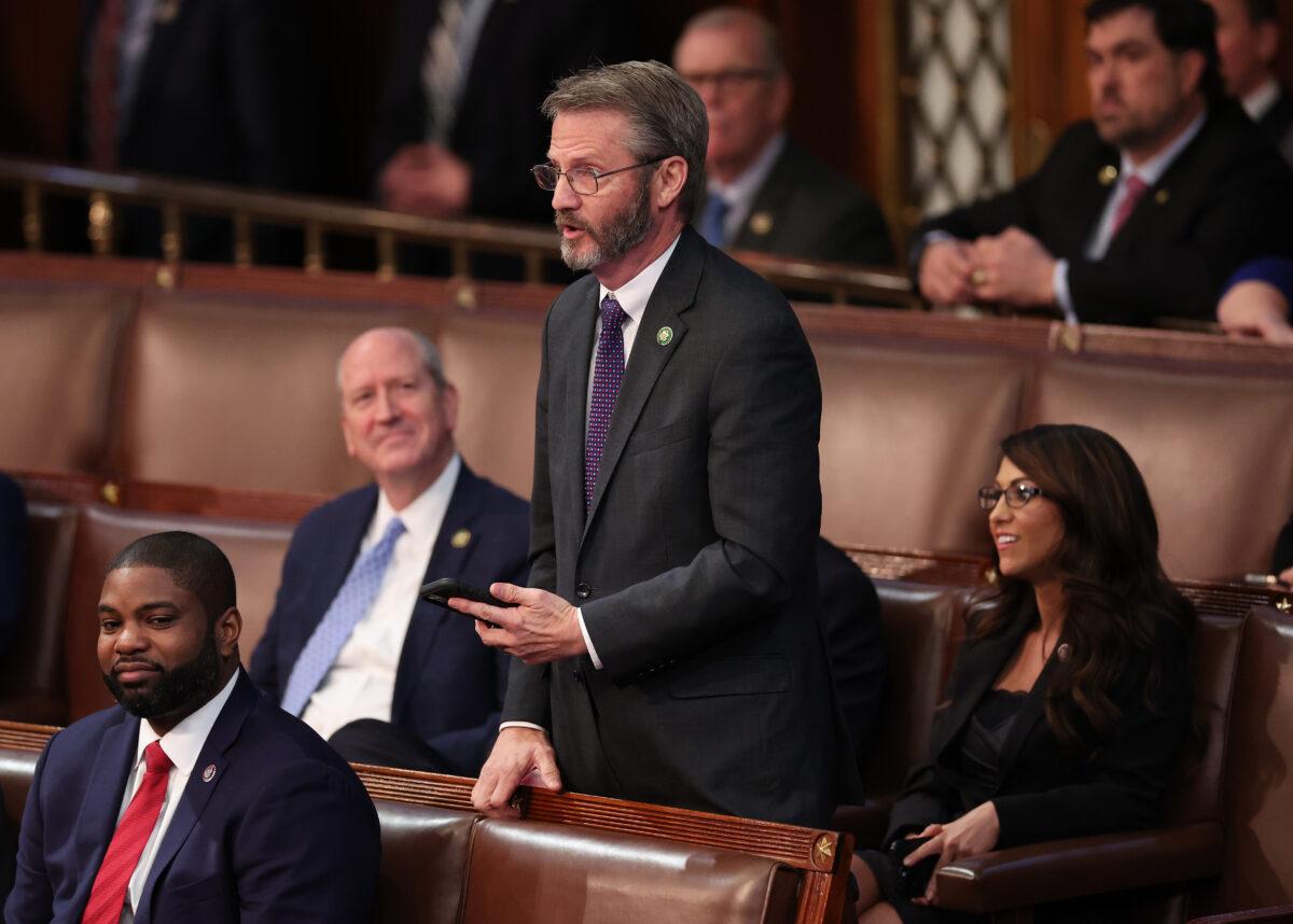 U.S. Rep.-elect Tim Burchett (R-Tenn.) casts his vote in the House Chamber during the fourth day of elections for Speaker of the House at the U.S. Capitol Building on Jan. 6, 2023. (Win McNamee/Getty Images)