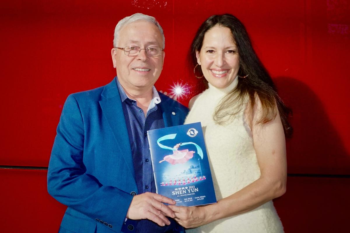 ‘I Love Shen Yun so Much’: Dallas Theatergoer