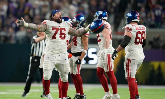Giants Outlast Vikings 31–24 for 1st Playoff Win in 11 Years
