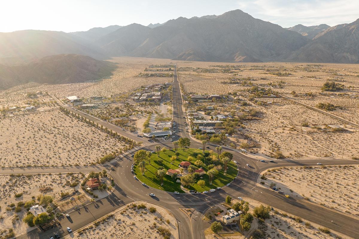 The Christmas Circle Community Park in Borrego Springs is an oasis of green in the desert landscape. (Myung J. Chun/Los Angeles Times/TNS)