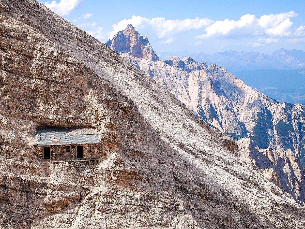 The Buffa di Perrero refuge on the massif Mount Cristallo was originally a refuge for the Alpini, who fought against Austrian troops in World War One. (Nicram Sabod/Shutterstock)