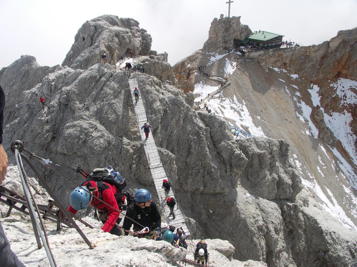 Climbers on the via ferrata Ivano Dibona in the Dolomites, Italy, on June 26, 2015. (StentorIII/Shutterstock)