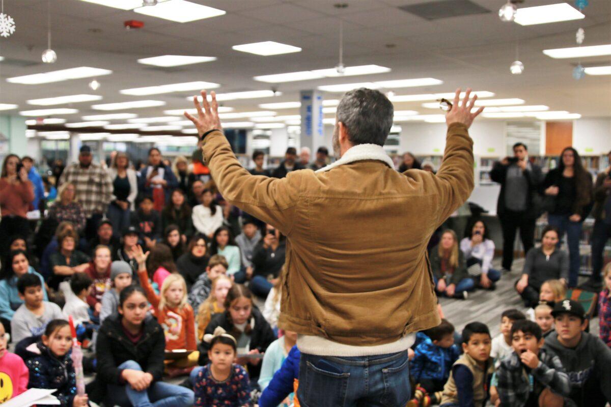 Kirk Cameron, quiets the crowd at Placentia Library District in California on Jan. 14, 2023. (Courtesy of Kirk Cameron)