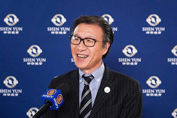 Mr. Taneie Hisao, the president of a housing rental company, attends Shen Yun Performing Arts at the Kawaguchi Comprehensive Cultural Center Lilia in Kawaguchi, Japan, on Jan. 17, 2023. (Annie Gong/The Epoch Times)