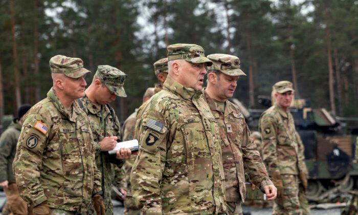 US, Ukraine Top Military Chiefs Meet in Person for First Time