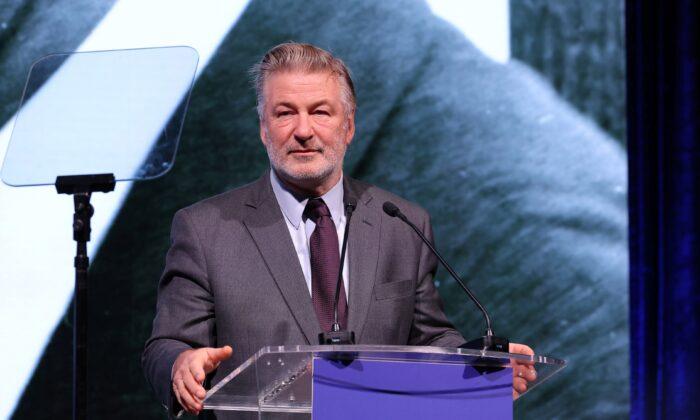 Alec Baldwin to Be Charged in Shooting of ‘Rust’ Cinematographer