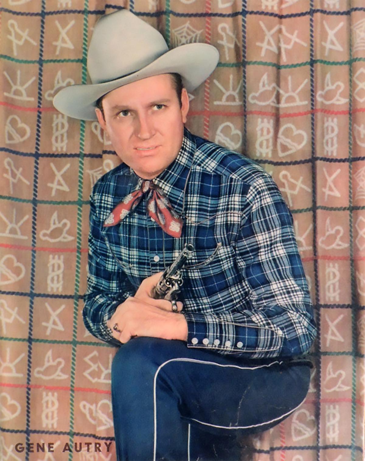 Gene Autry on the cover of a 1942 New York Sunday News magazine. (Public Domain)