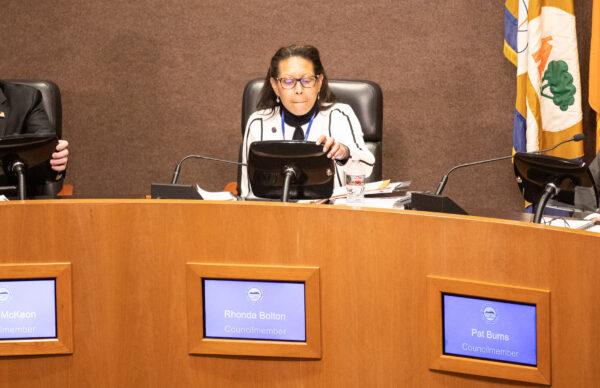 Huntington Beach City Councilwoman Rhonda Bolton at a city council meeting at the Civic Center in Huntington Beach, Calif., on Jan. 17, 2023. (John Fredricks/The Epoch Times)