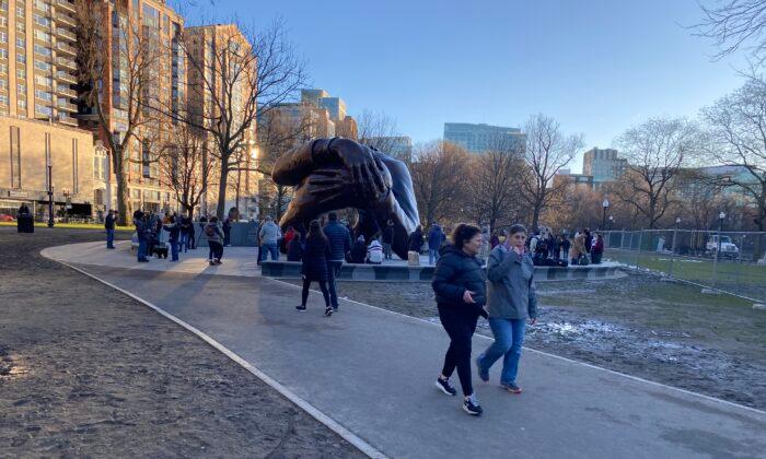 Some Having a Hard Time Embracing New Martin Luther King Statue