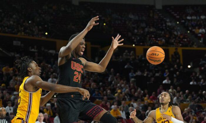 USC Builds 24-Point Lead, More Than Enough to Outlast Arizona St.