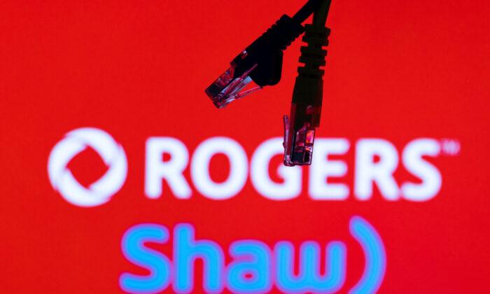Canada Judge Calls Into Question Regulator's Argument to Block Rogers-Shaw Deal