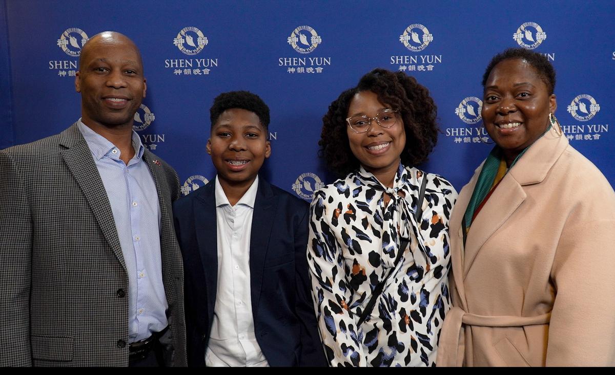 Chester Wilson III and his family at the George Mason University Center for the Arts in Fairfax, on January 22. (NTD)