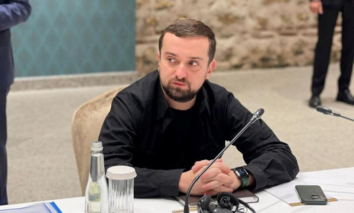 Zelenskyy Fires Slew of Top Officials, Cites Need to Clean up Ukraine
