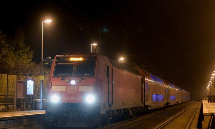 2 Killed in Knife Attack on Train in Northern Germany