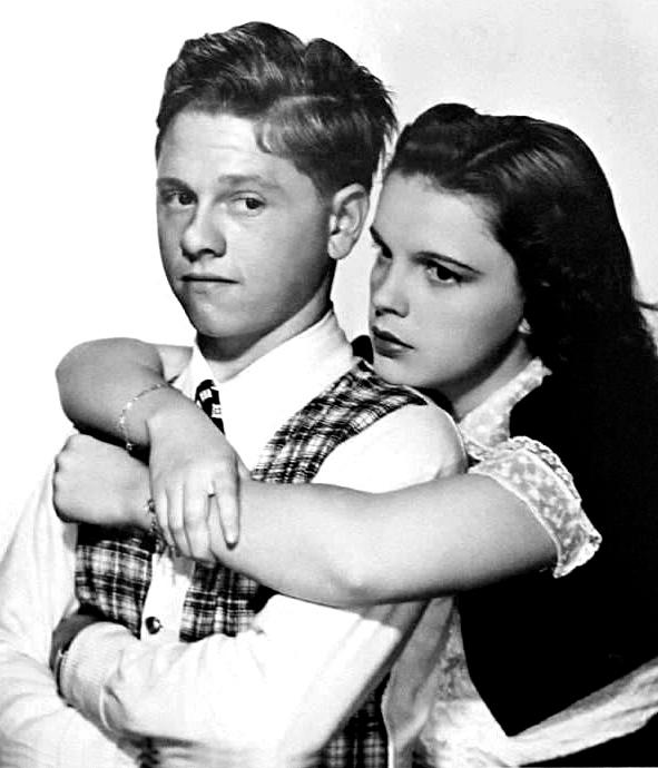 Publicity photo of Mickey Rooney and Judy Garland for film "Love Finds Andy" Hardy from 1938. (Public Domain)