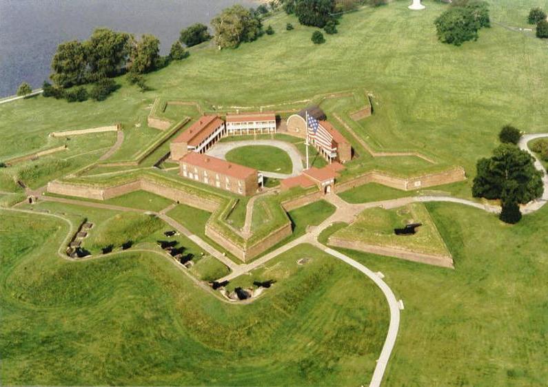 Fort McHenry in Baltimore, Maryland. (<a href="https://commons.wikimedia.org/wiki/File:FortMcHenryAerialView.jpg">Public Domain</a>)