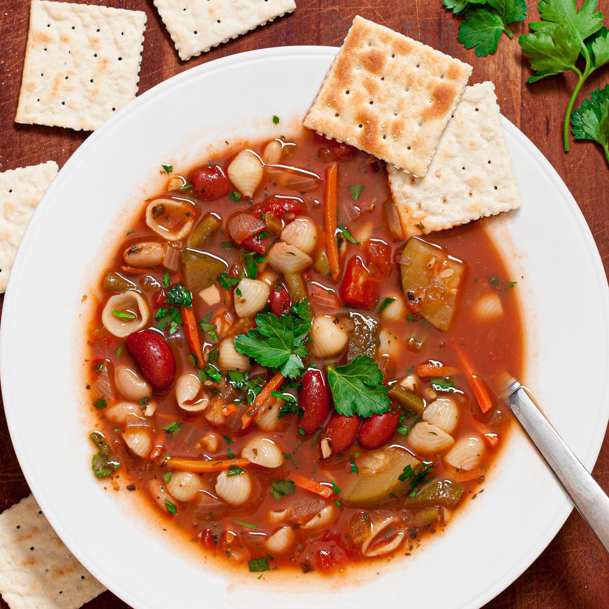 This Olive Garden minestrone soup is perfect for feeding a crowd. (Courtesy of Amy Dong)