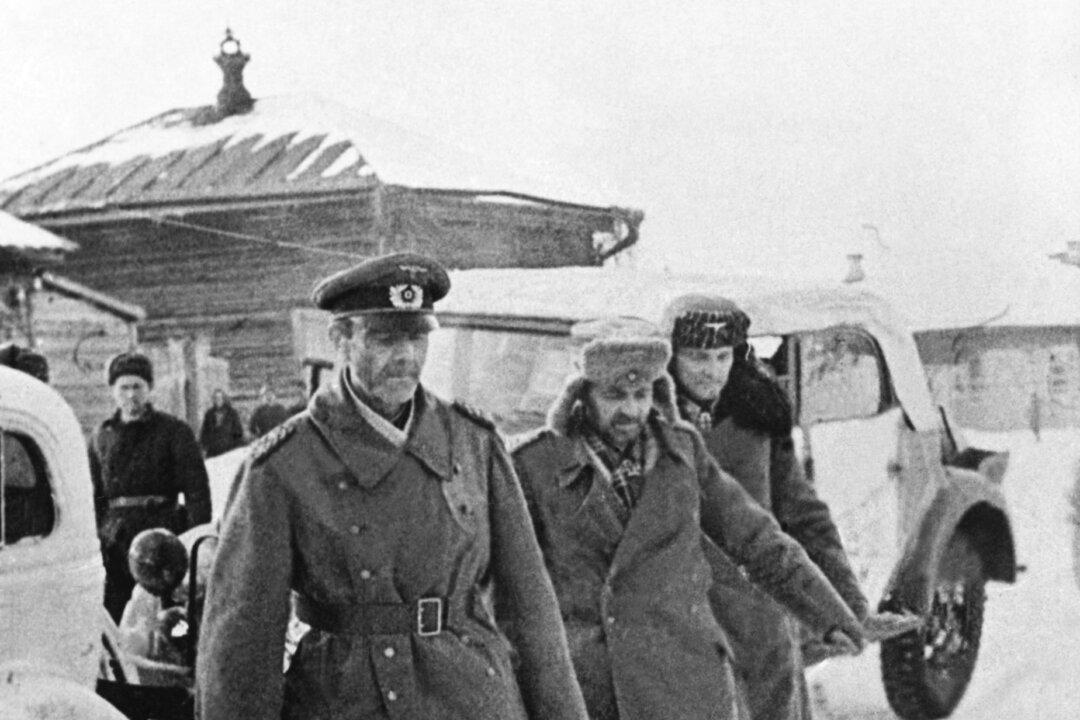 Book Review: ‘Stalingrad Airlift 1942–43: The Luftwaffe’s Broken Promise to Sixth Army’