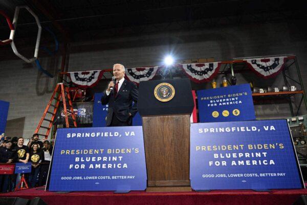 U.S. President Joe Biden speaks about the U.S. economy at Steamfitters Local 602 in Springfield, Va., on Jan. 26, 2023. (Andrew Caballero-Reynolds/AFP via Getty Images)