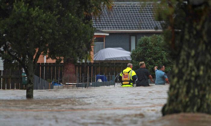 3 Dead, 1 Missing as Torrential Rains, Flash Floods Hit Auckland